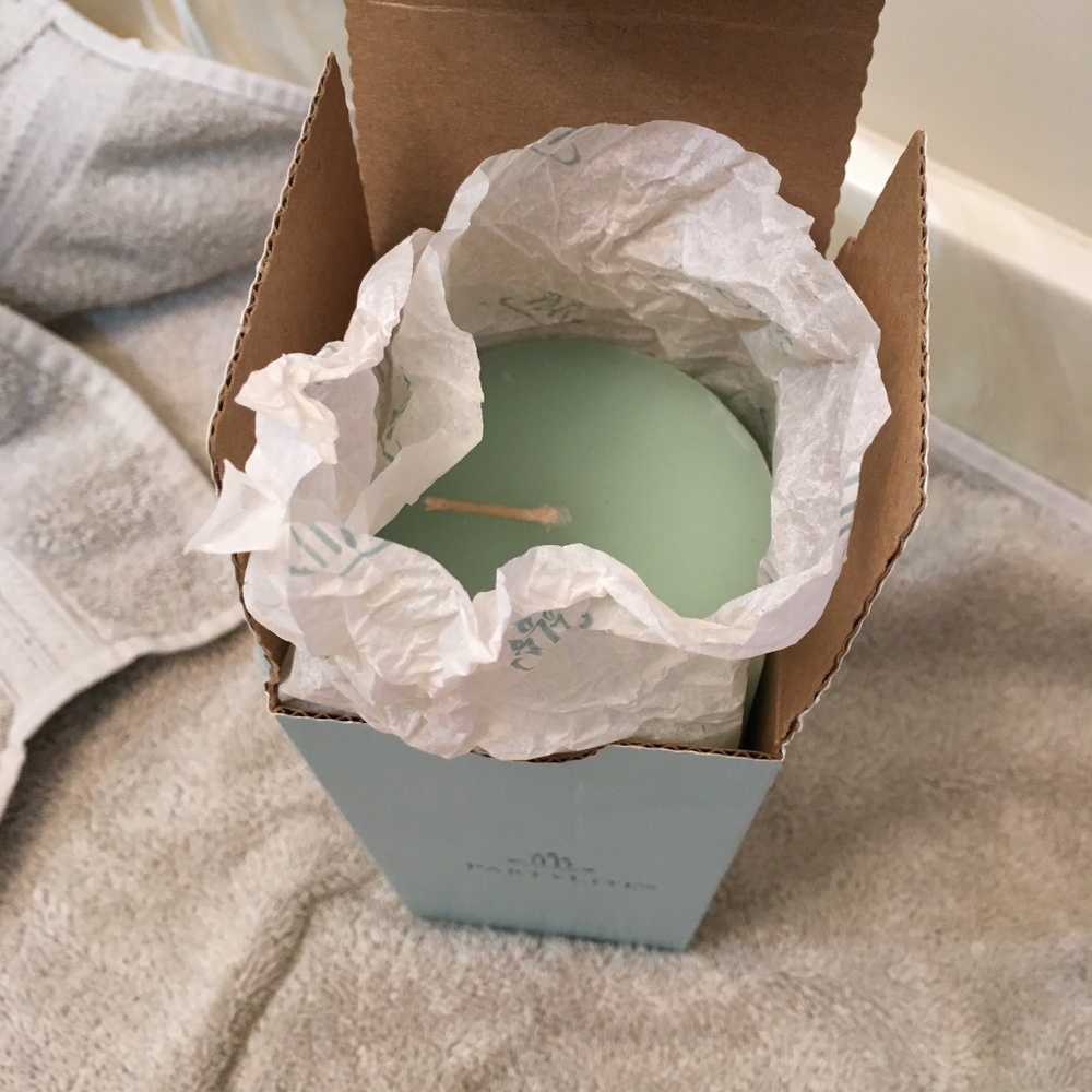 PartyLite Pillar Candle Honeydew 3” x 7”